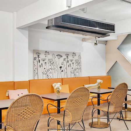 Chill Inn Банкок Екстериор снимка